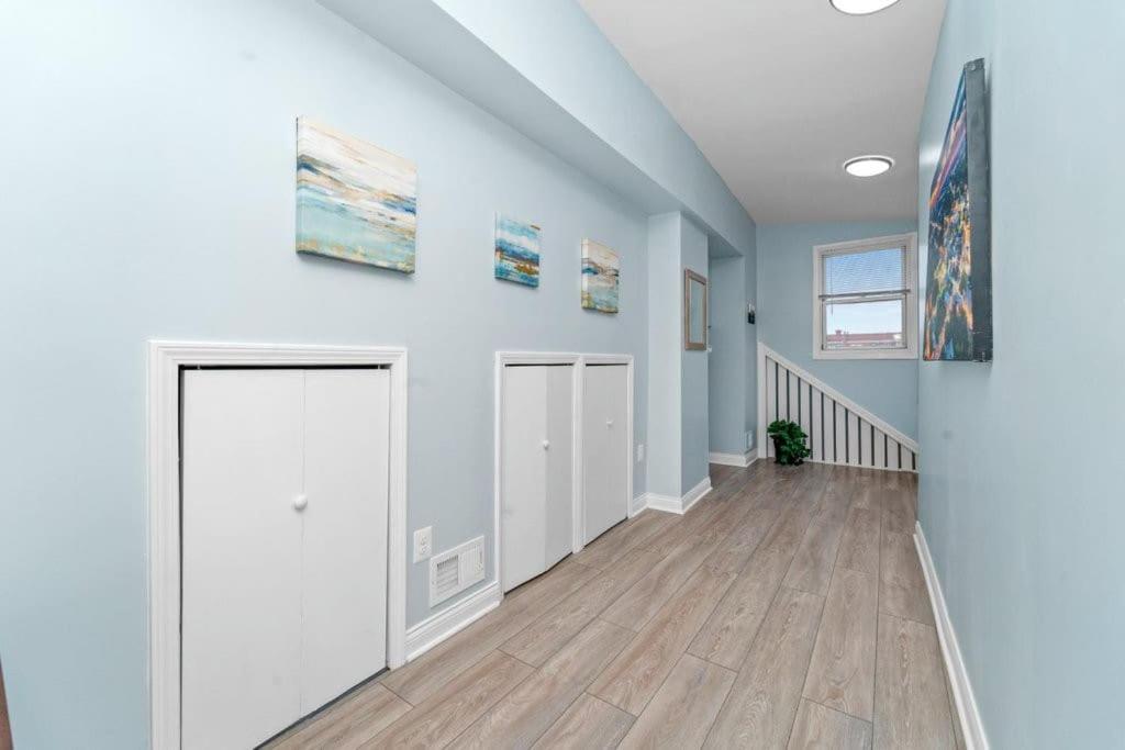 Cozy, Top-Floor 3Br Loft With Balcony In West Town Chicago Exterior photo